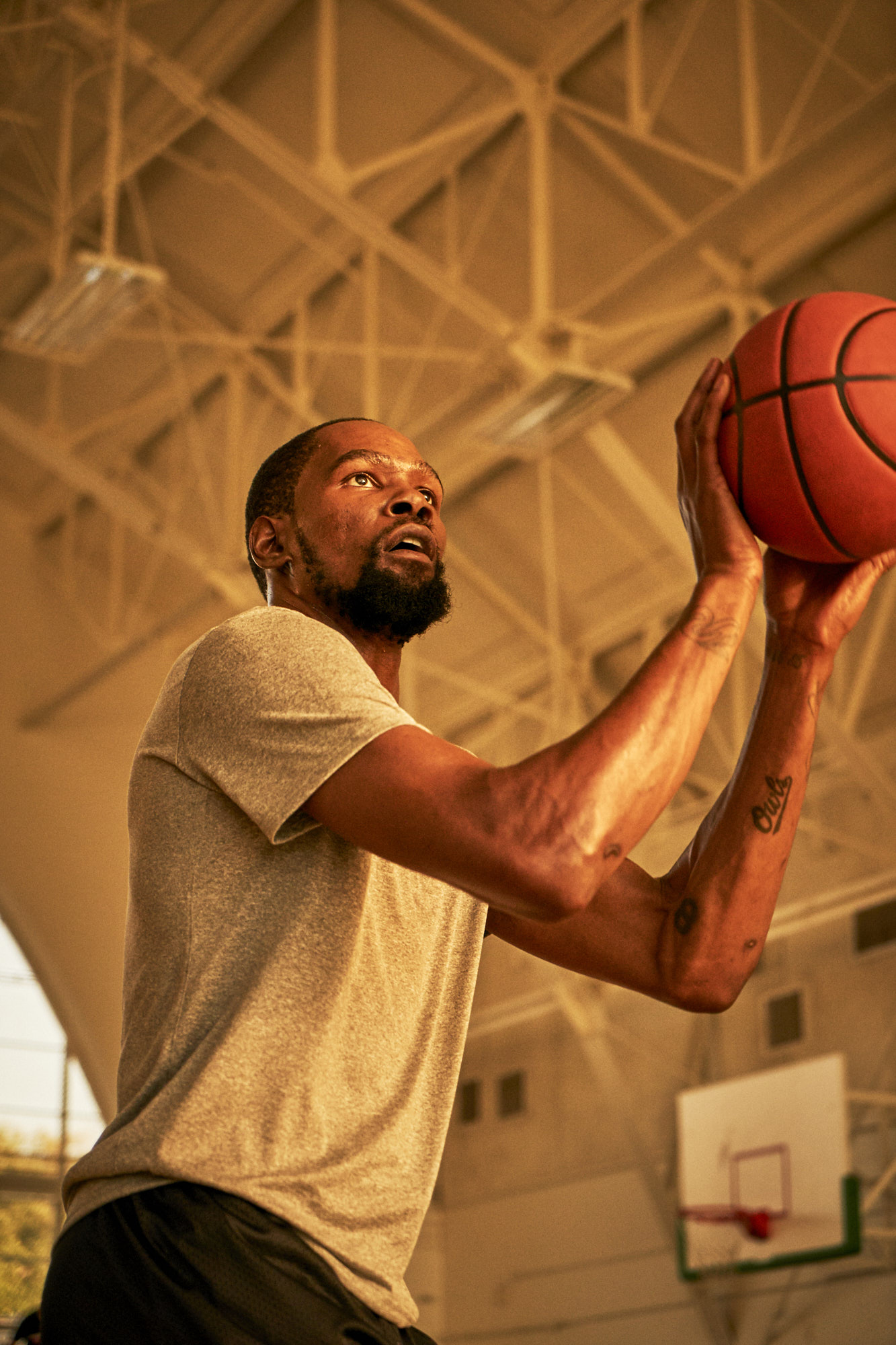 Commercial advertising photoshoot with celebrity athlete Kevin Durant for a national campaign.